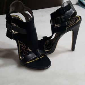 Womens Sam Edelman, leather and suede size 5 black pumps